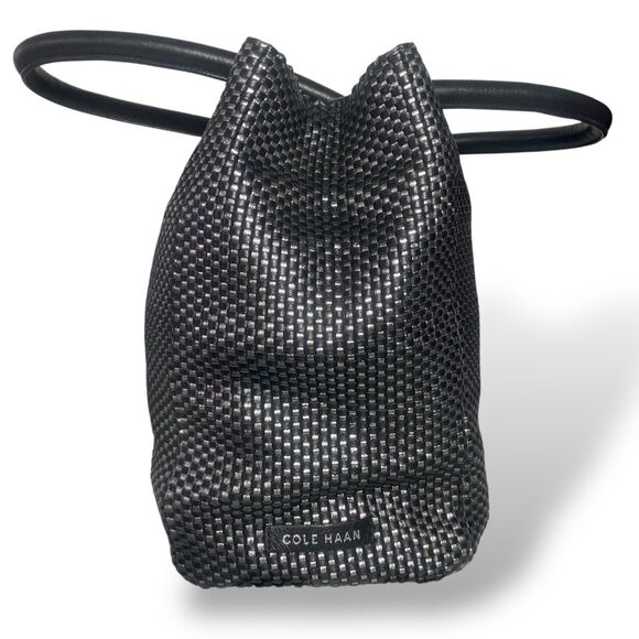 Cole Haan Genuine Leather Woven Black Silver Bag Tote Double Handle 13 x 11 x 6" - Picture 4 of 13